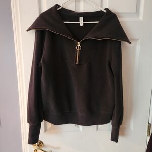 Varley size L black half zip